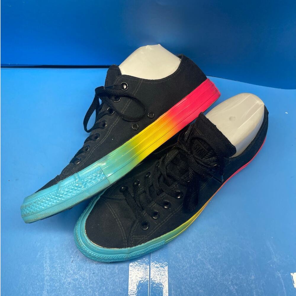 CONVERSE Chuck Taylor All Star Low Rainbow Size 11 Women's Black Blue Pink